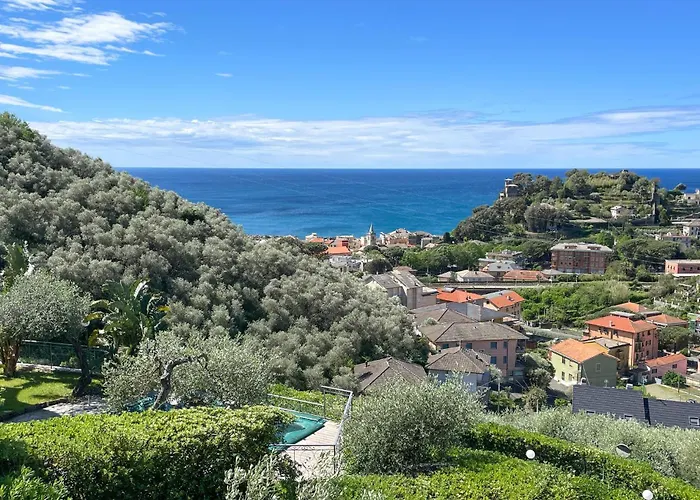 2 Bedroom Stunning Apartment In Moneglia