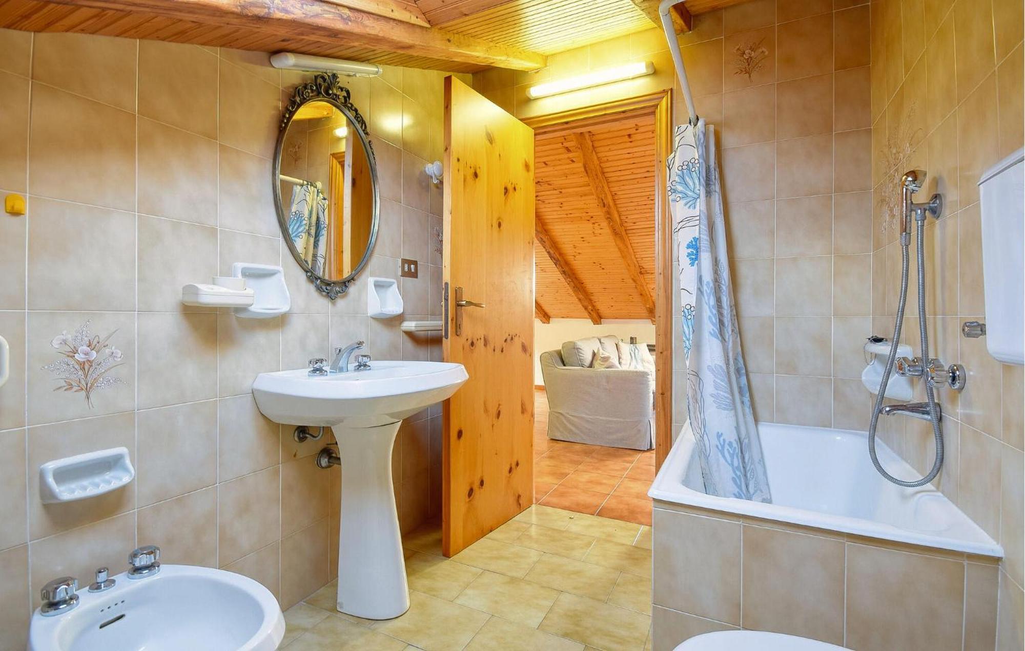 2 Bedroom Stunning In
